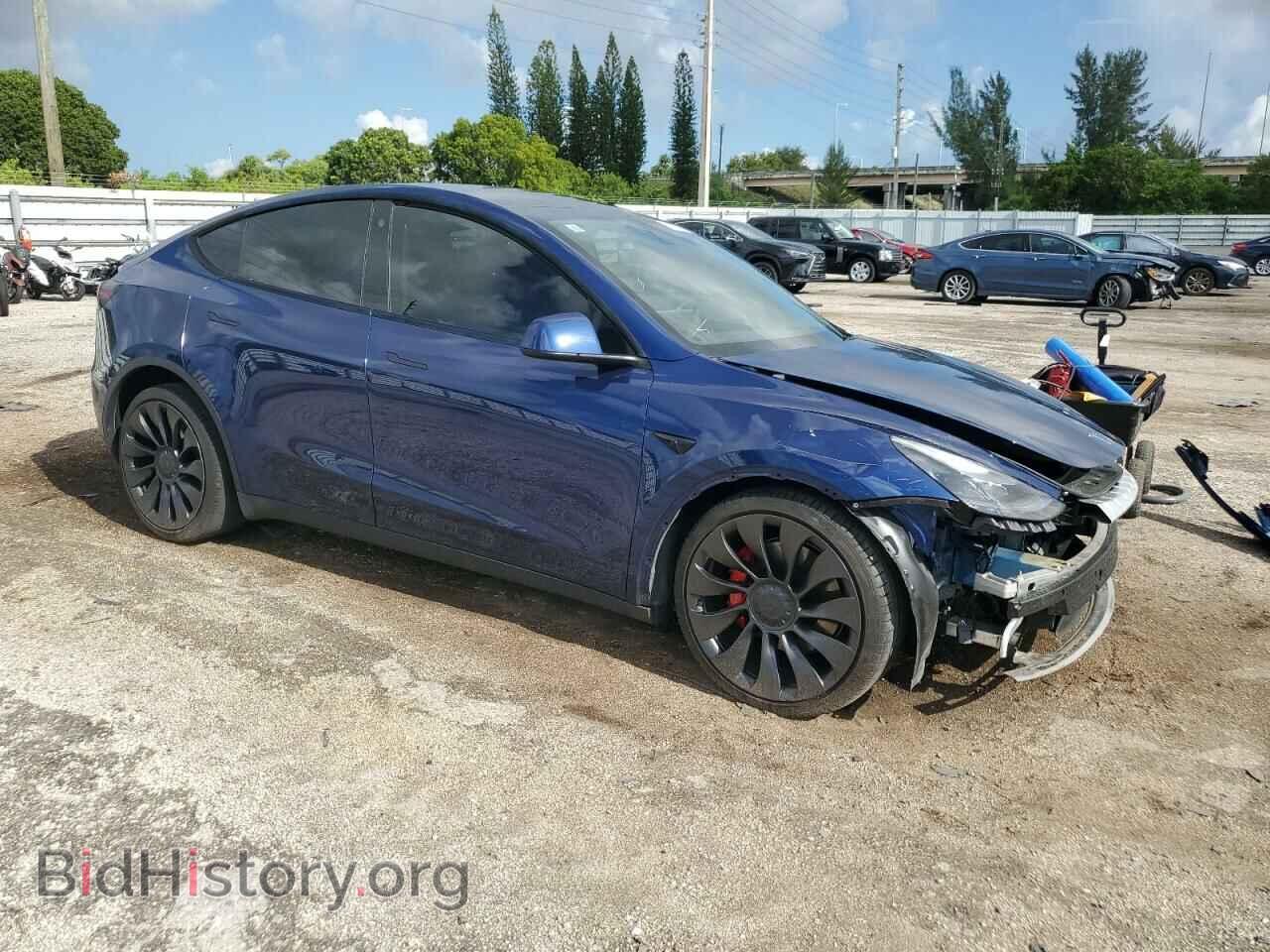 2022 TESLA MODEL Y - VIN: 7SAYGDEF9NF376842 - Фото 4