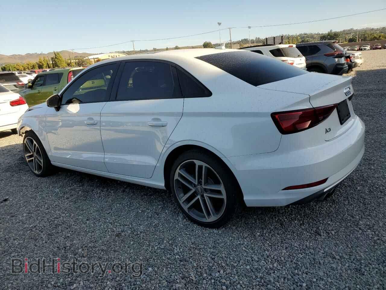 2018 AUDI A3 - VIN: WAUAUGFF4J1018572 - Фото 2