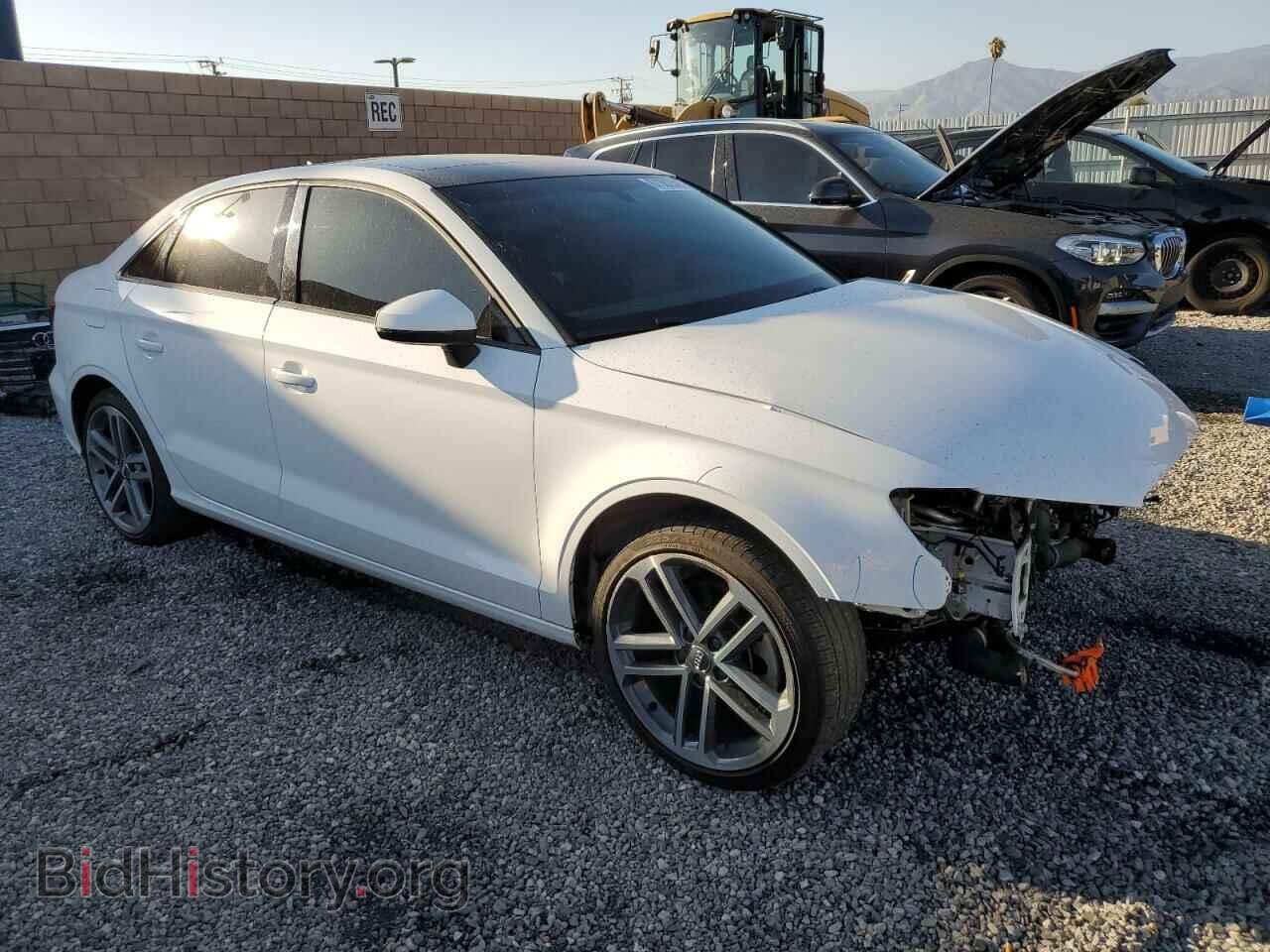 2018 AUDI A3 - VIN: WAUAUGFF4J1018572 - Фото 4