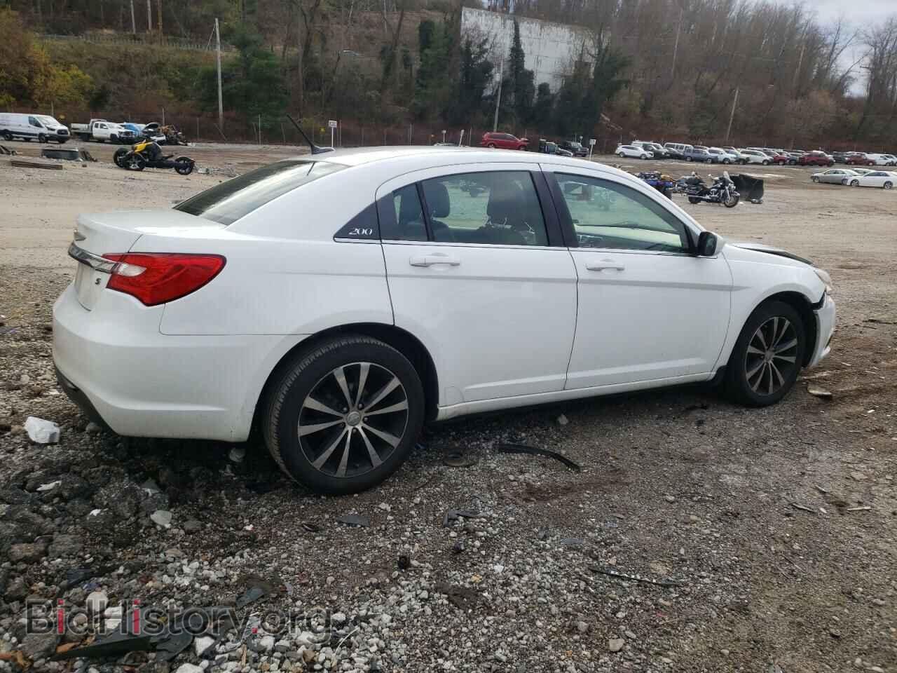 2013 CHRYSLER 200 - VIN: 1C3CCBCG0DN755221 - Фото 3