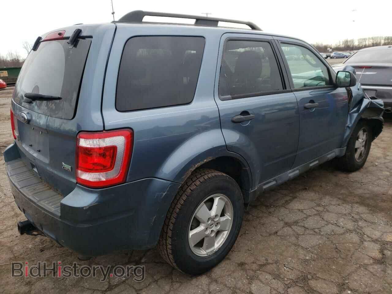 2011 FORD ESCAPE - VIN: 1FMCU0DG0BKB33370 - Фото 3