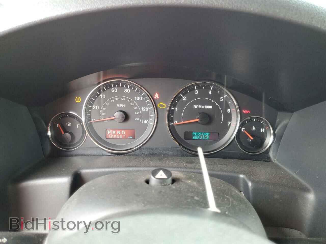 2006 JEEP COMMANDER - VIN: 1J8HG48K46C136448 - Фото 9