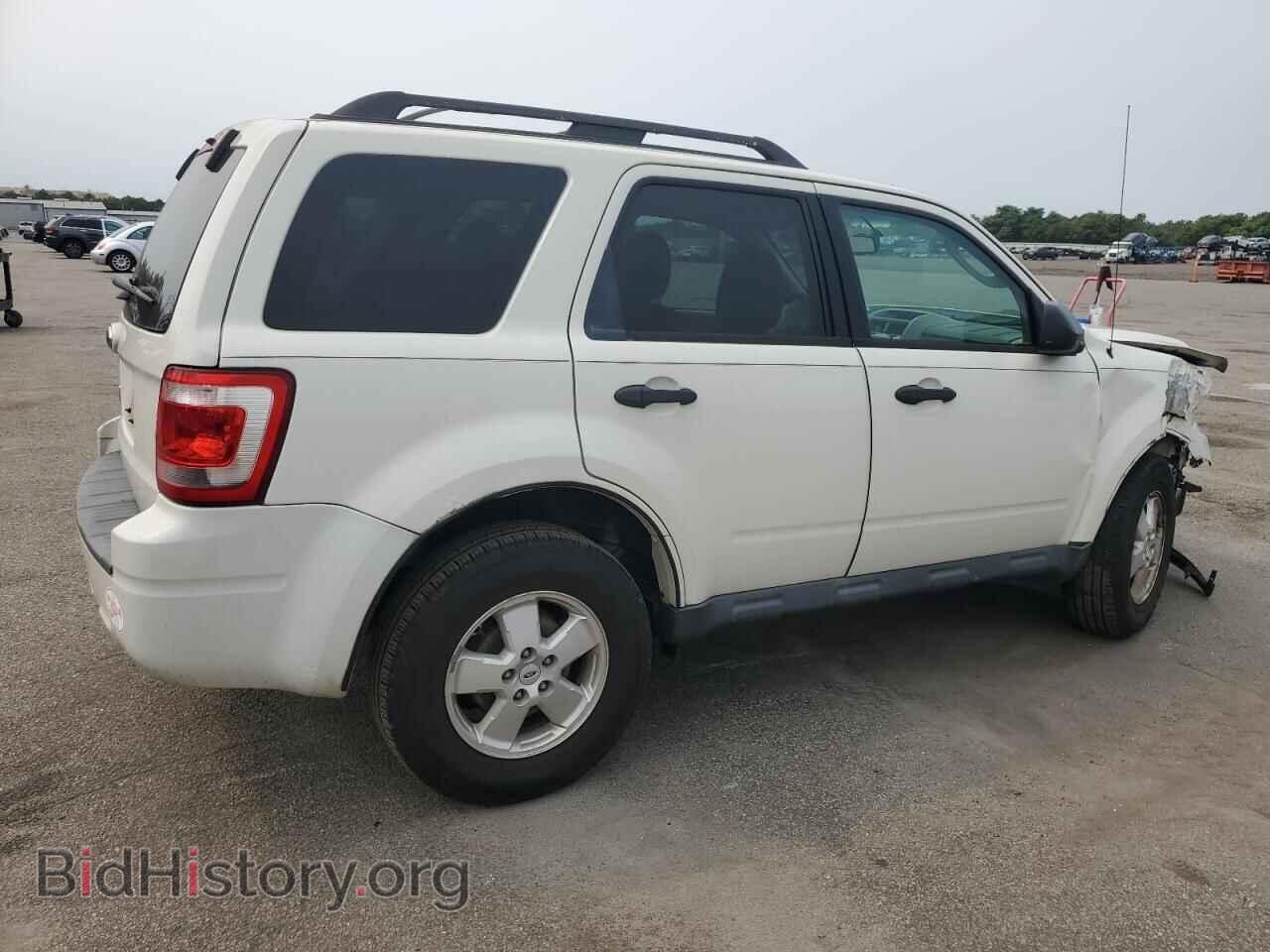 2011 FORD ESCAPE - VIN: 1FMCU9D73BKC58657 - Фото 3