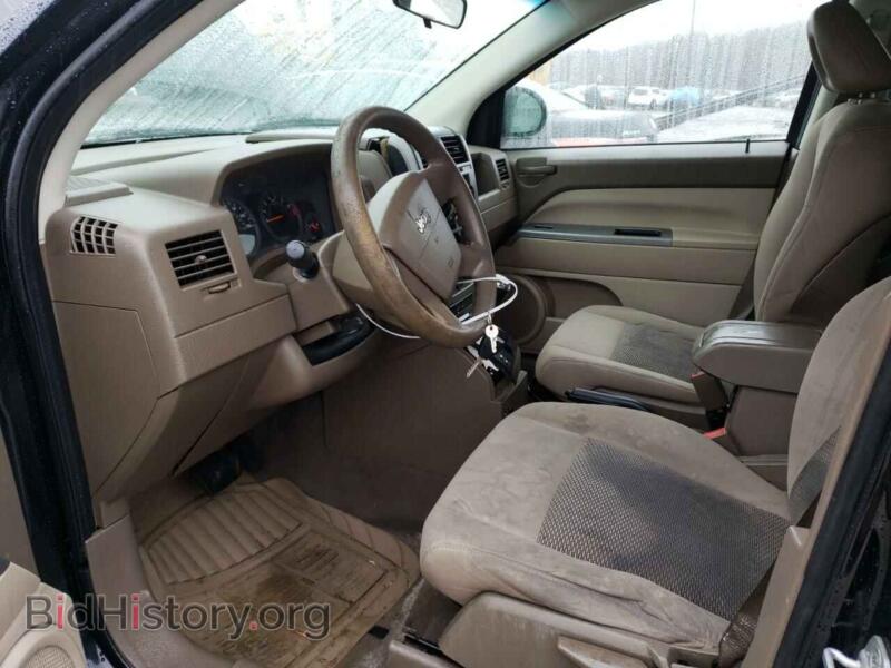 2007 Jeep COMPASS (VIN 1J8FT47W57D130273) — photo 7 of 13