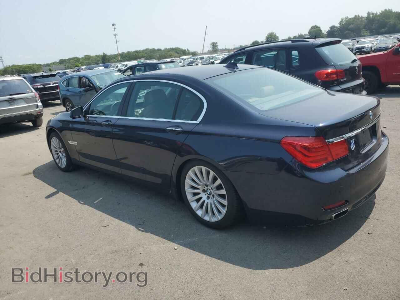 2012 BMW 7 SERIES - VIN: WBAKC8C5XCC436750 - Фото 2