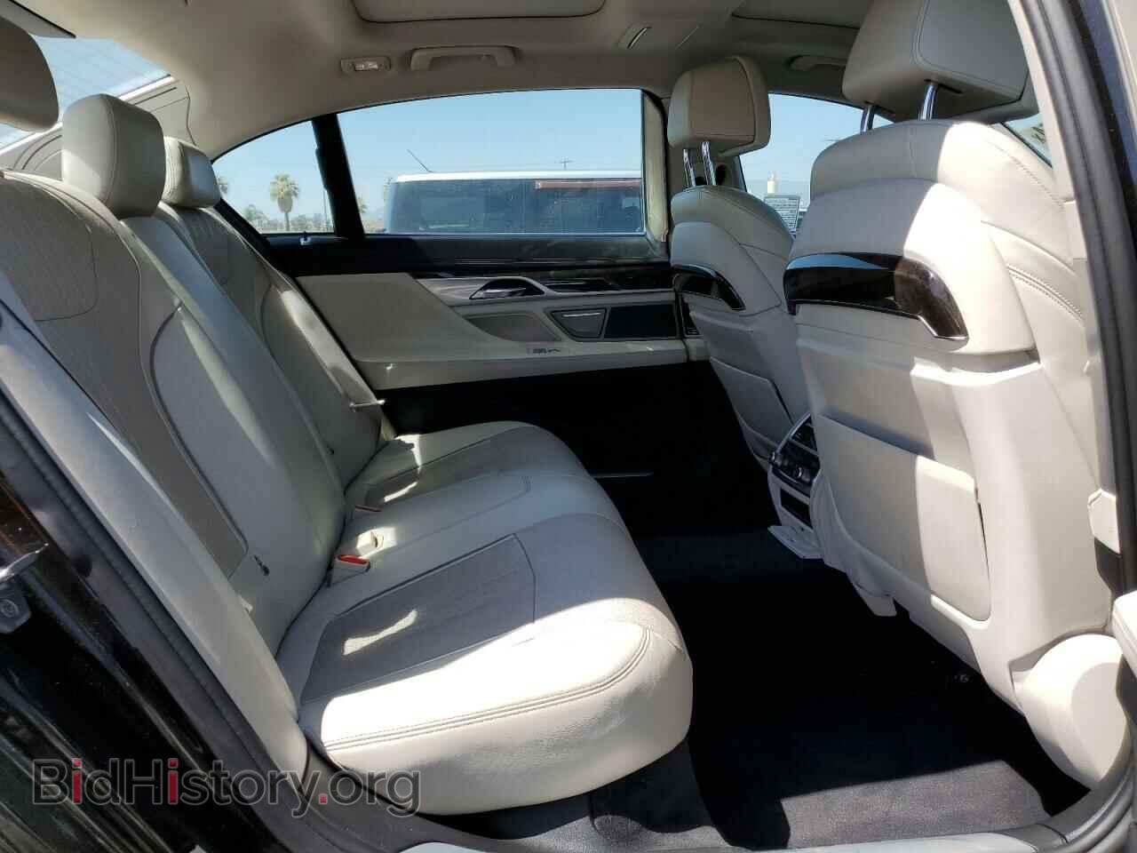 2016 BMW 7 SERIES - VIN: WBA7E2C54GG504438 - Фото 10