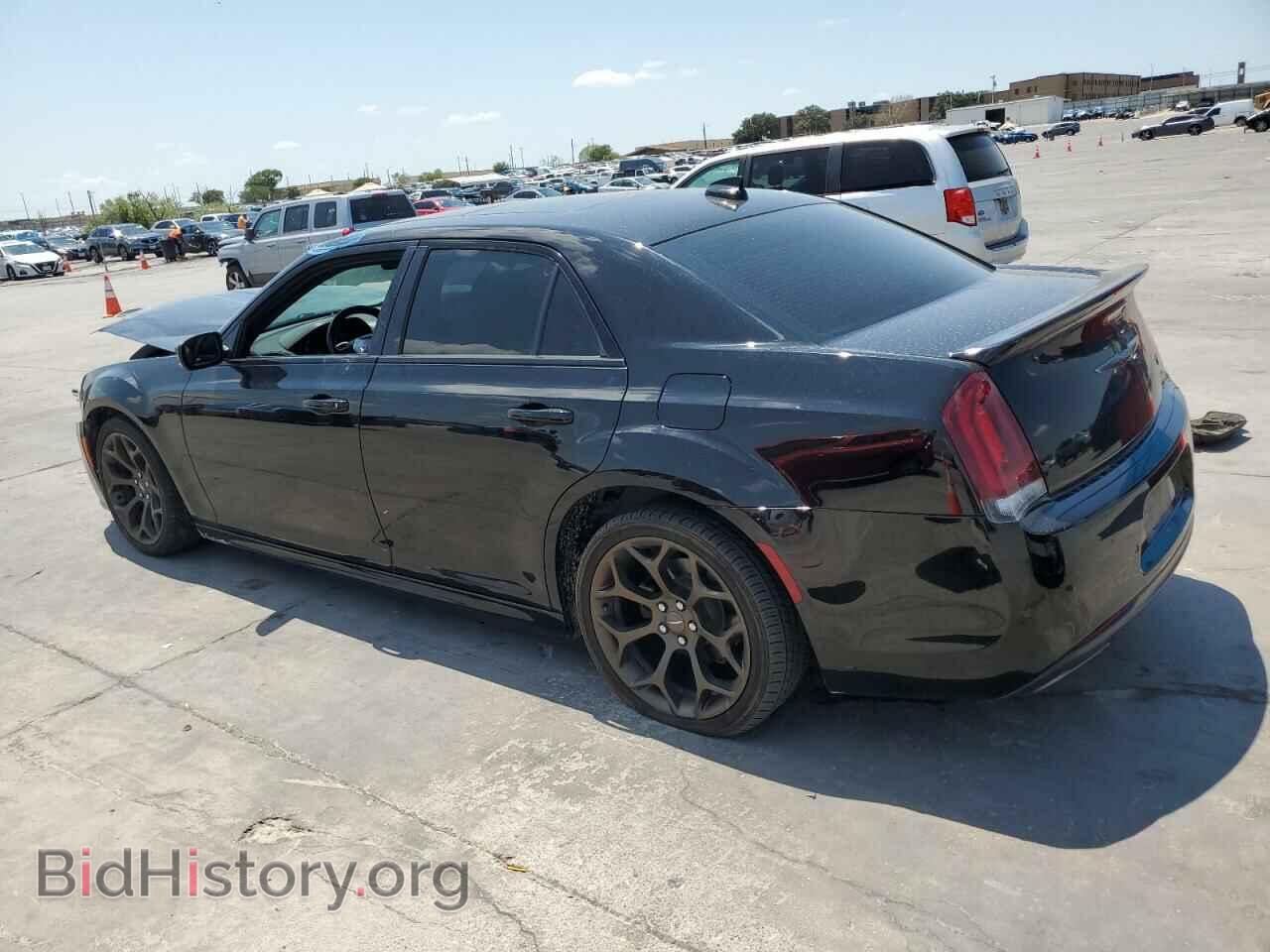 2017 CHRYSLER 300 - VIN: 2C3CCABG9HH593728 - Фото 2