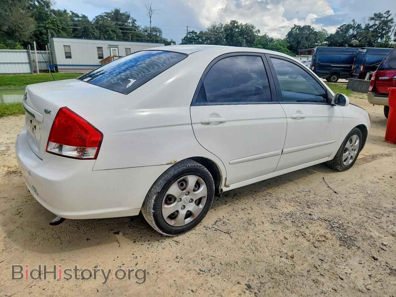 2008 KIA SPECTRA - VIN: KNAFE121285504049 - Фото 3