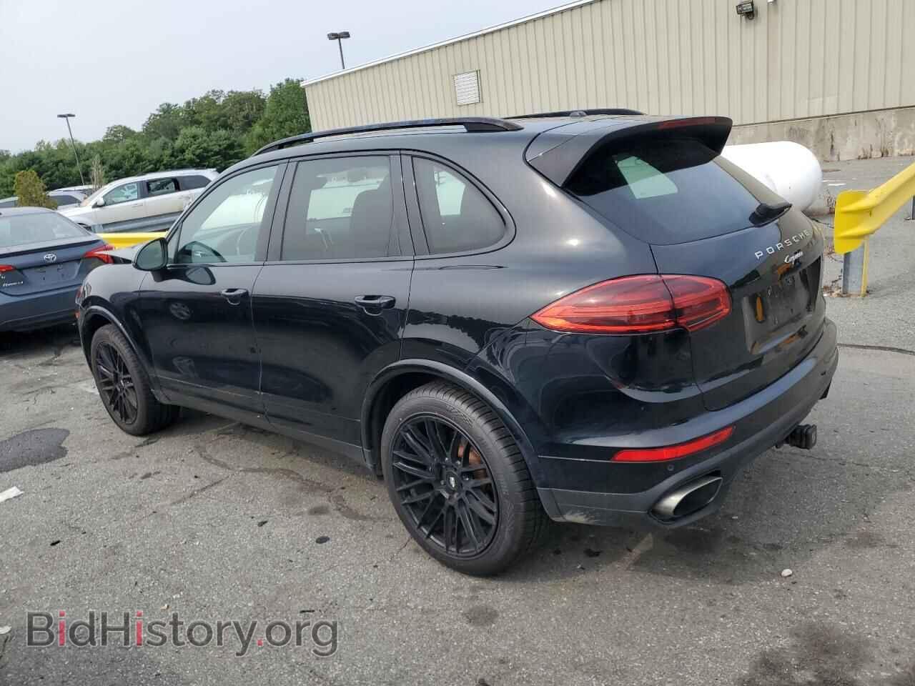 2017 PORSCHE CAYENNE - VIN: WP1AA2A29HKA86629 - Фото 2