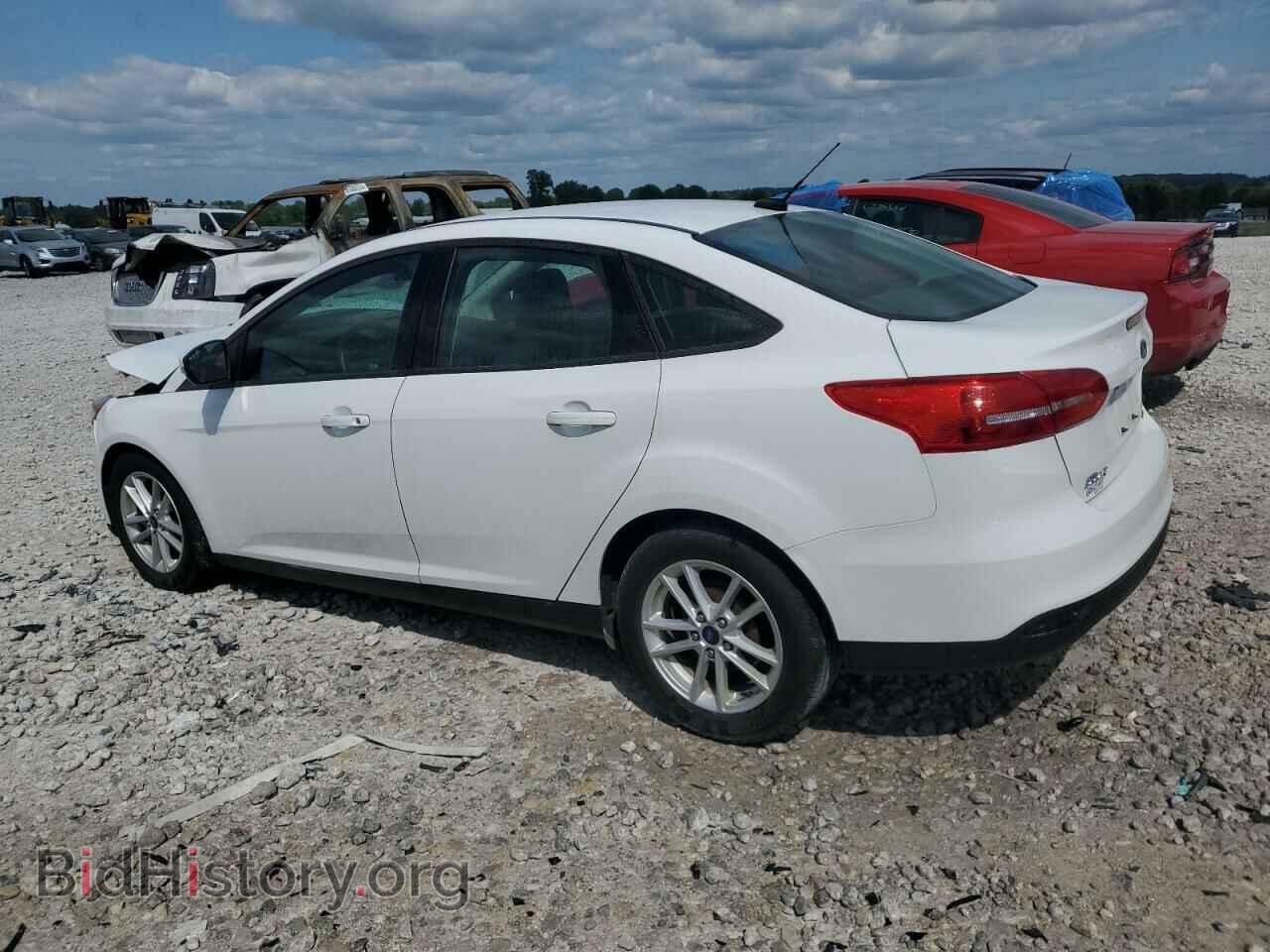2017 FORD FOCUS - VIN: 1FADP3F2XHL324192 - Фото 2