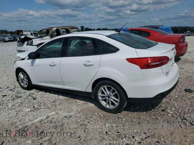 2017 Ford FOCUS (VIN 1FADP3F2XHL324192) — photo 2 of 12