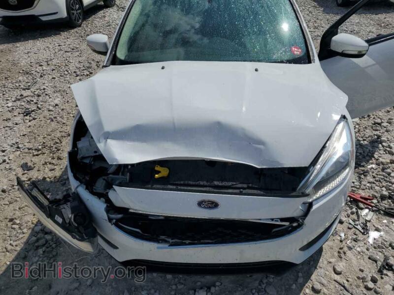 2017 Ford FOCUS (VIN 1FADP3F2XHL324192) — photo 11 of 12