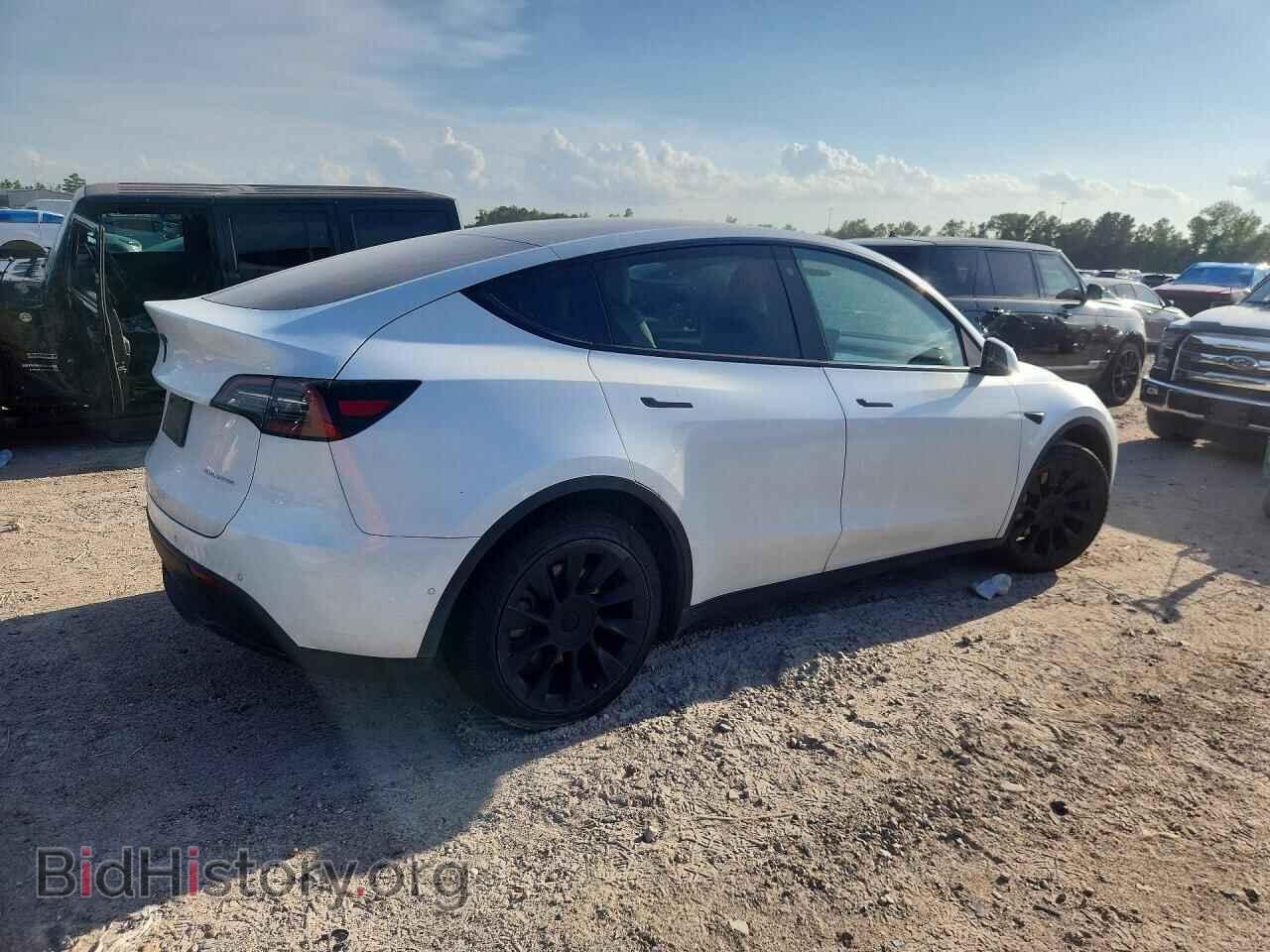 2022 TESLA MODEL Y - VIN: 7SAYGAEE5NF539072 - Photo 3