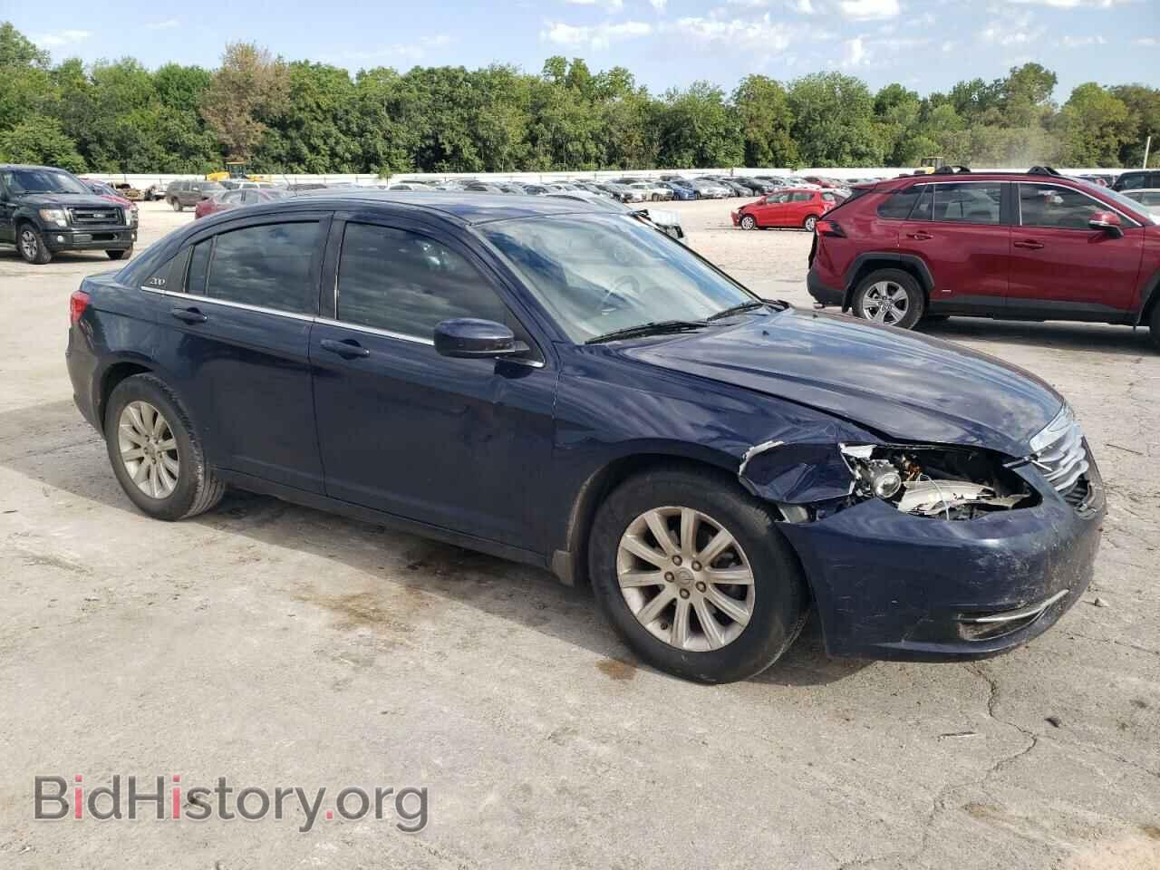 2013 CHRYSLER 200 - VIN: 1C3CCBBB1DN551002 - Фото 4