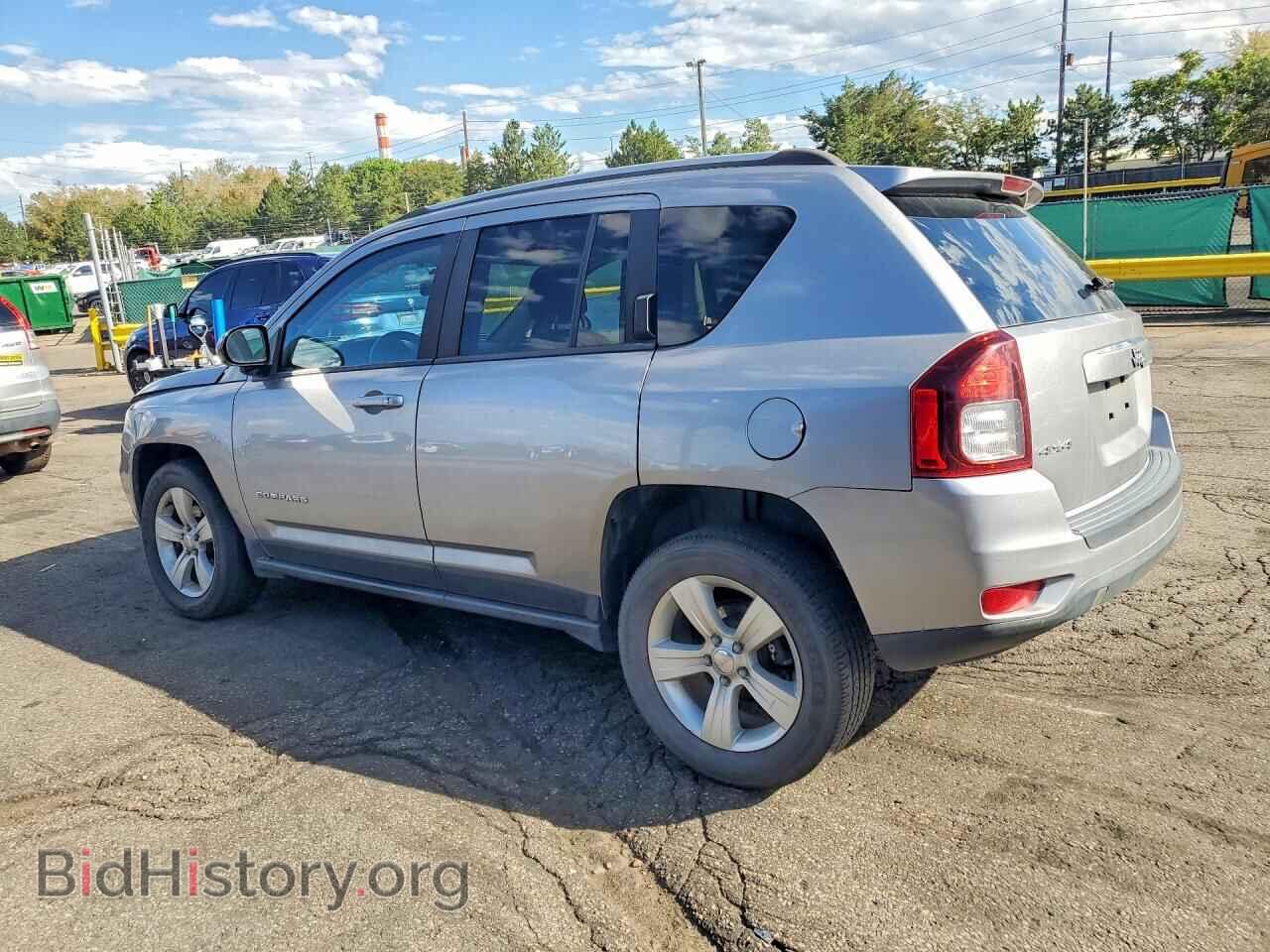 2016 JEEP COMPASS - VIN: 1C4NJDBBXGD556800 - Photo 2