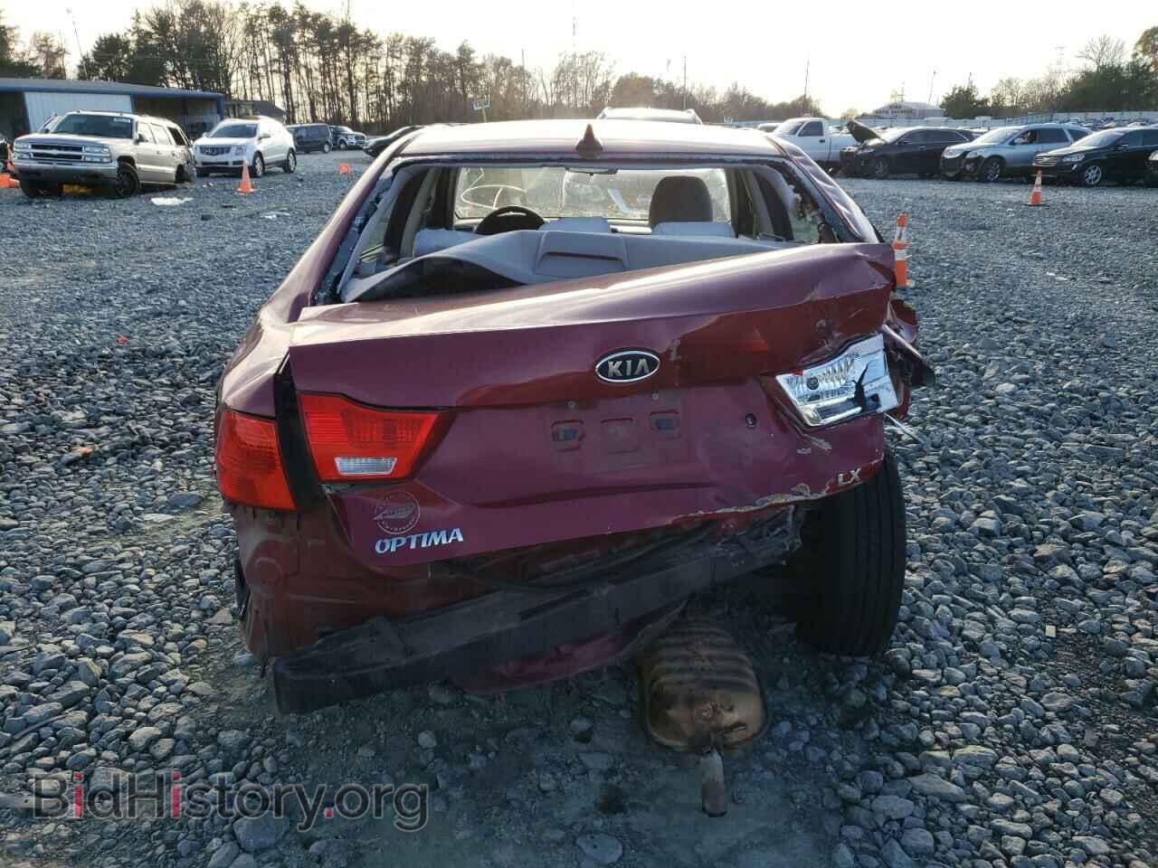 2009 KIA OPTIMA - VIN: KNAGE228395352999 - Фото 6