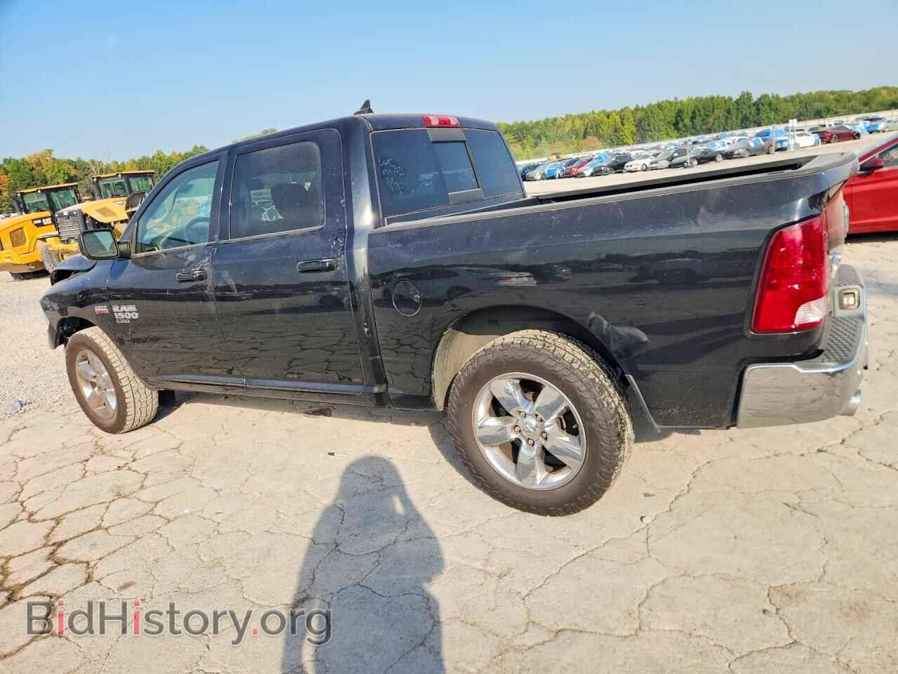 2019 RAM 1500 - VIN: 1C6RR6LT8KS563737 - Photo 2