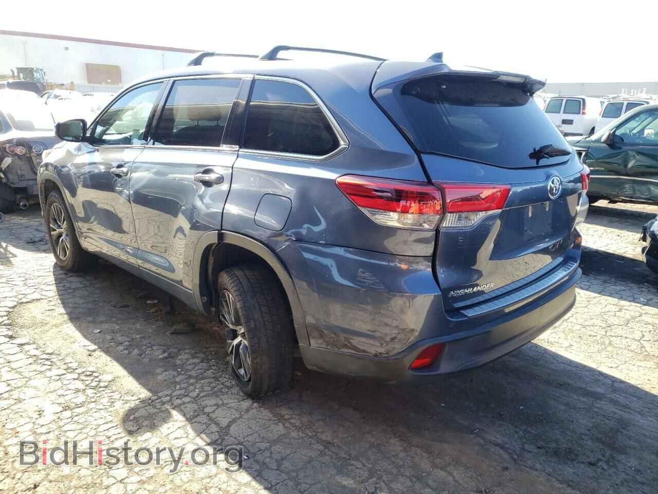2017 TOYOTA HIGHLANDER - VIN: 5TDZZRFH2HS214964 - Фото 2