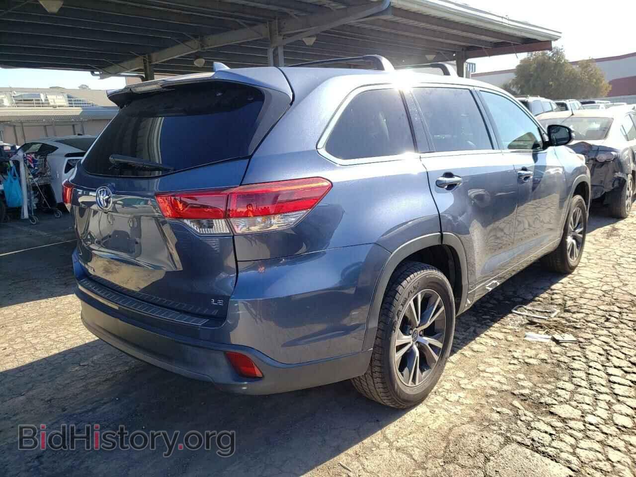 2017 TOYOTA HIGHLANDER - VIN: 5TDZZRFH2HS214964 - Фото 3