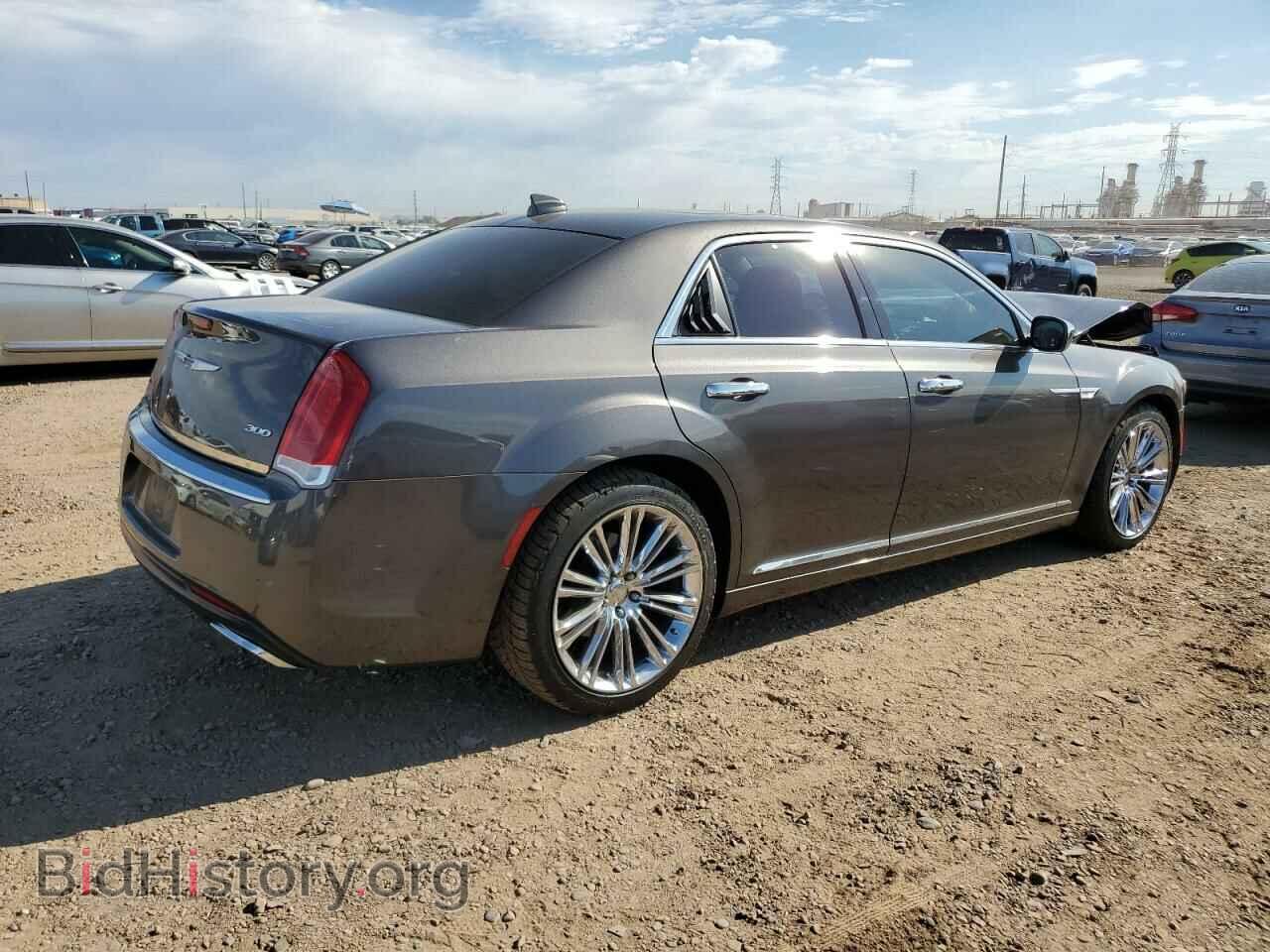 2016 CHRYSLER 300 - VIN: 2C3CCAAG2GH189542 - Фото 3