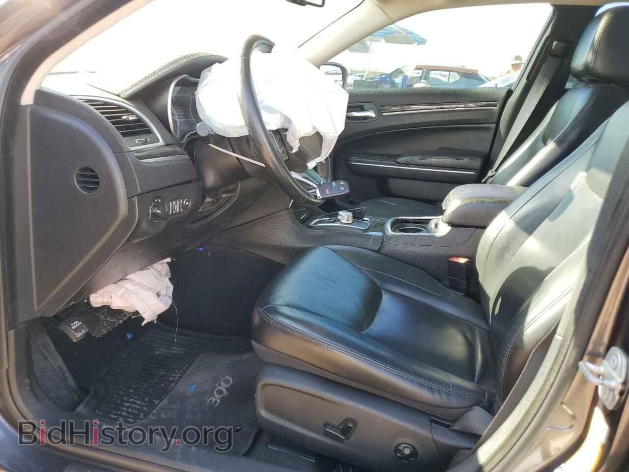 2016 CHRYSLER 300 - VIN: 2C3CCAAG2GH189542 - Фото 7