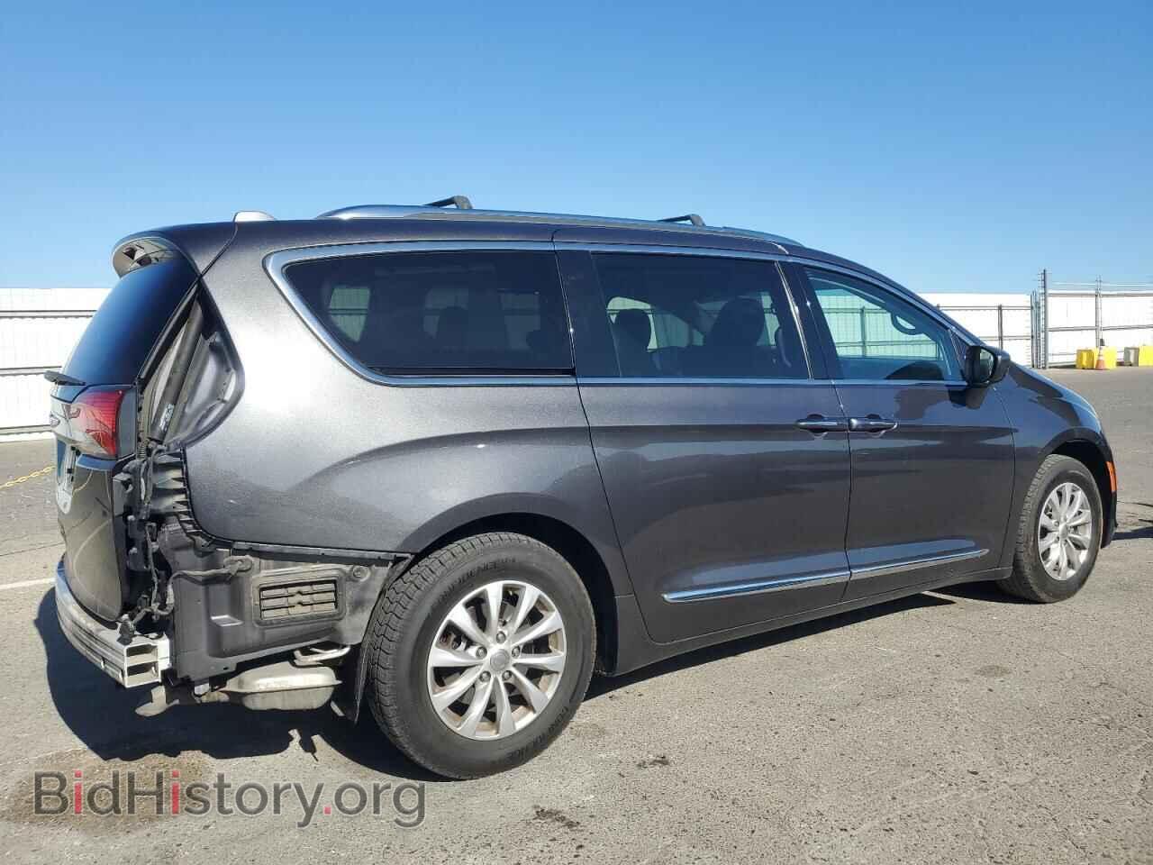 2019 CHRYSLER PACIFICA - VIN: 2C4RC1BG8KR526285 - Фото 3