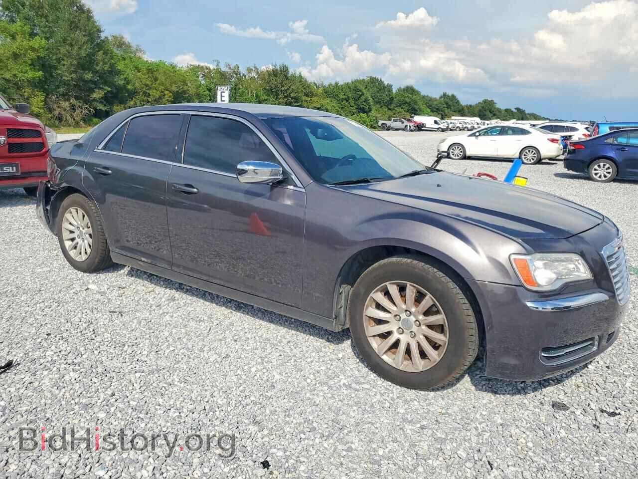 2014 Chrysler 300 (VIN 2C3CCAAG3EH354673) — photo 4 of 12
