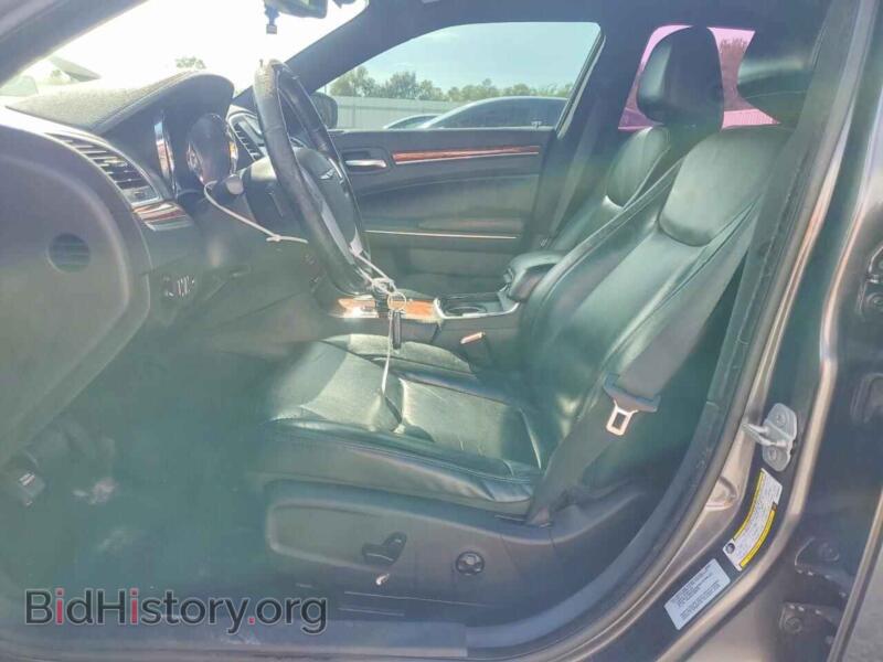 2014 Chrysler 300 (VIN 2C3CCAAG3EH354673) — photo 7 of 12