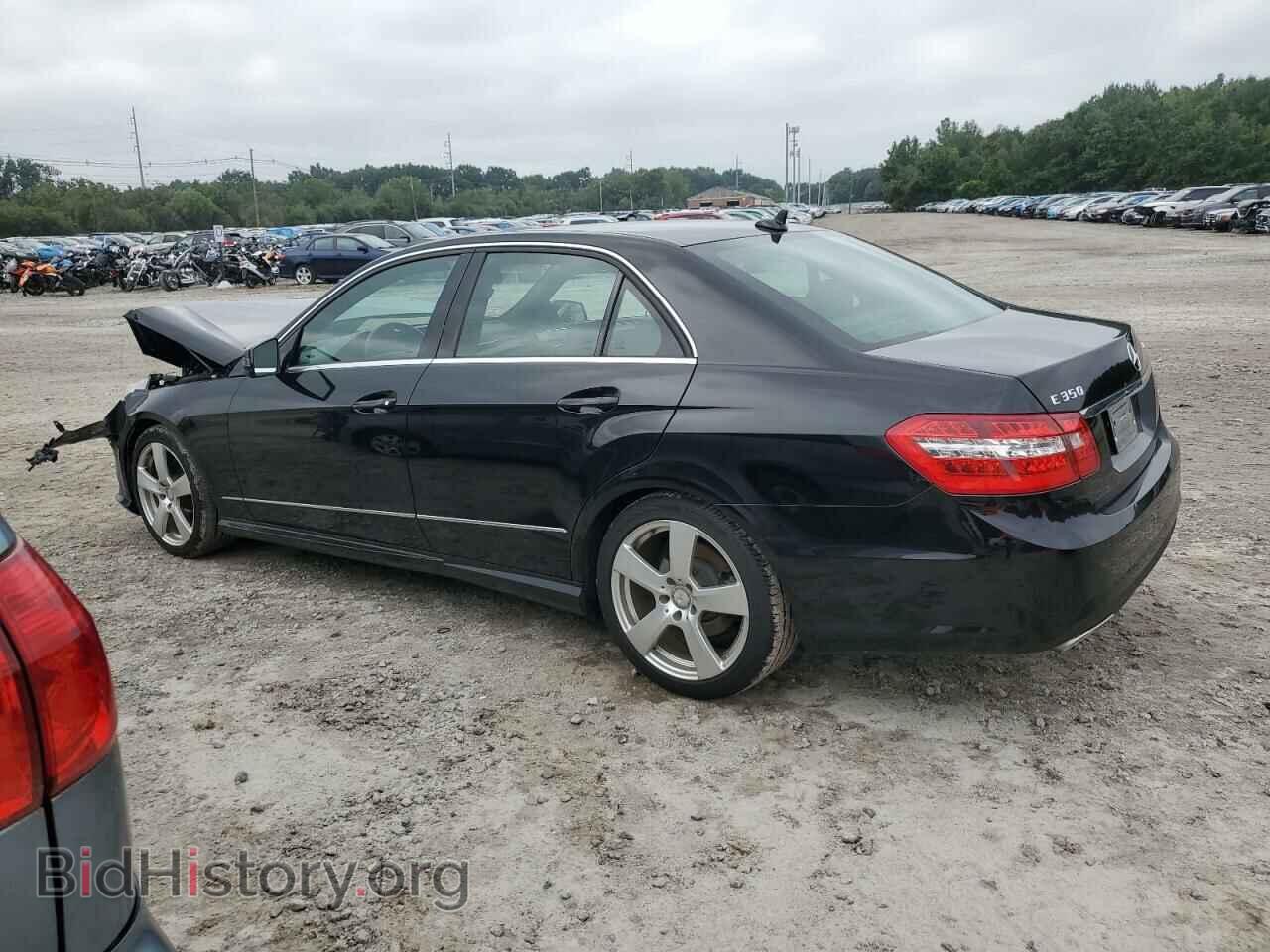 2011 MERCEDES-BENZ E-CLASS - VIN: WDDHF8HB7BA297325 - Фото 2