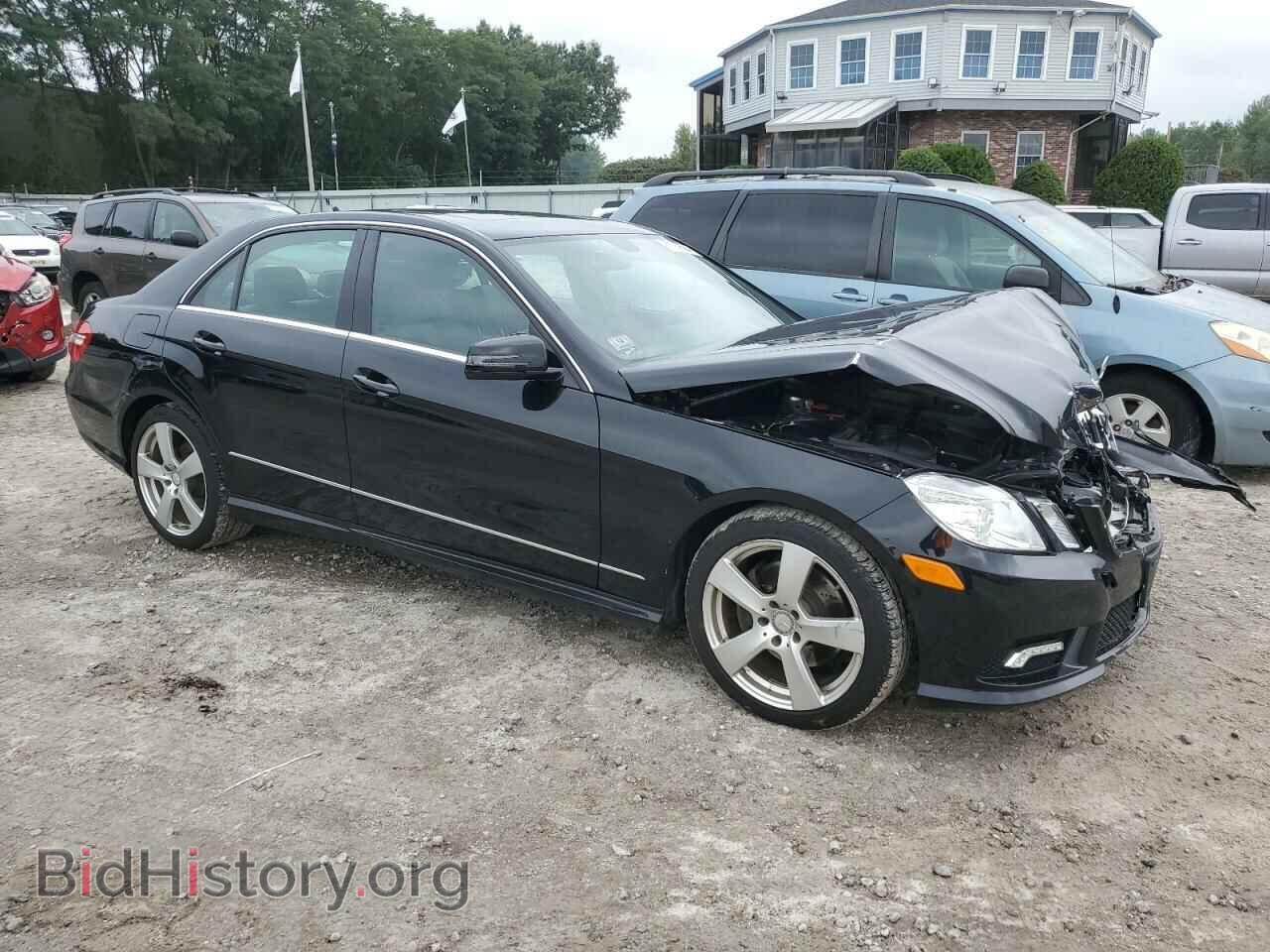 2011 MERCEDES-BENZ E-CLASS - VIN: WDDHF8HB7BA297325 - Фото 4