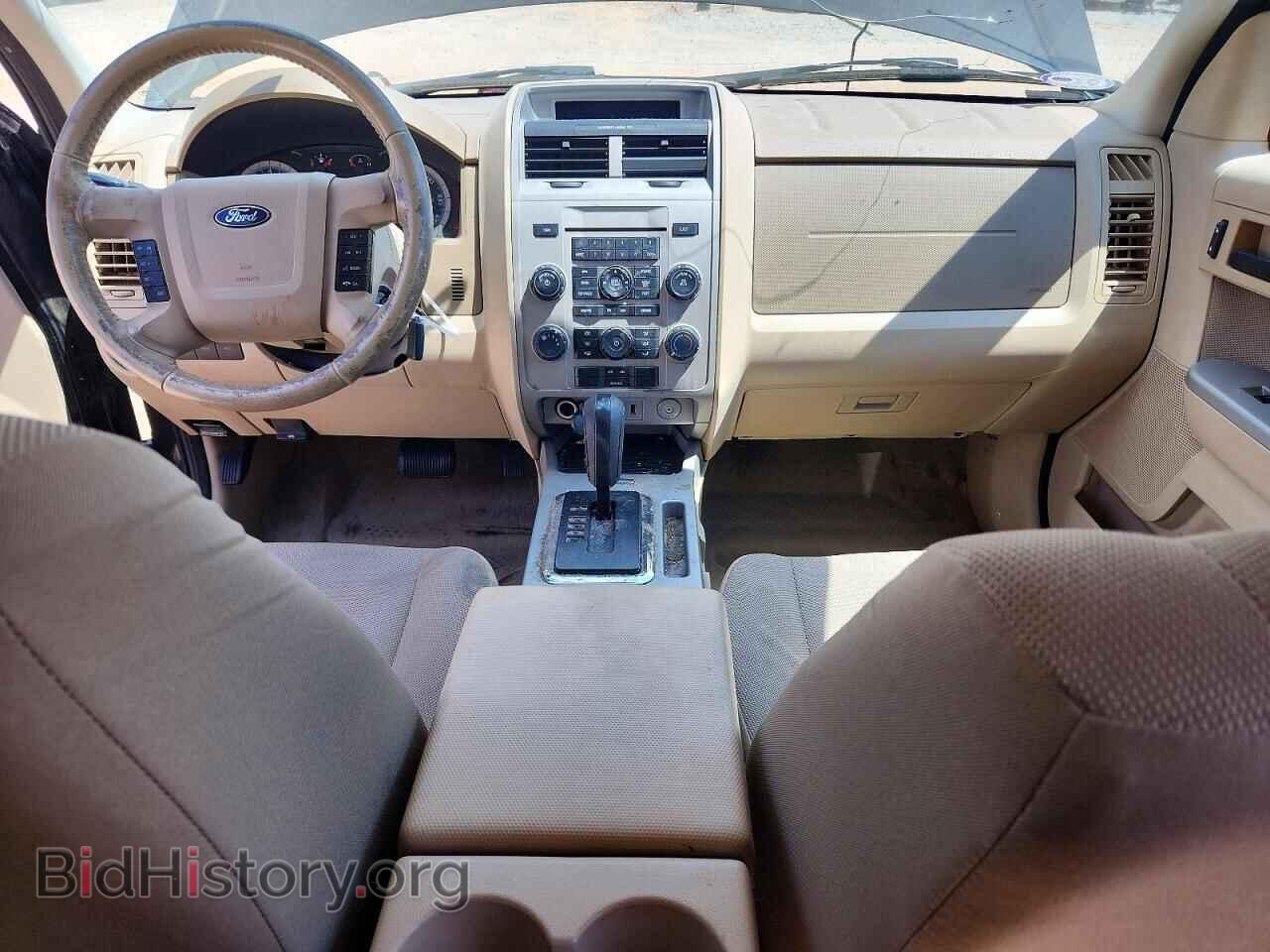 2010 FORD ESCAPE - VIN: 1FMCU0D77AKB11610 - Фото 8