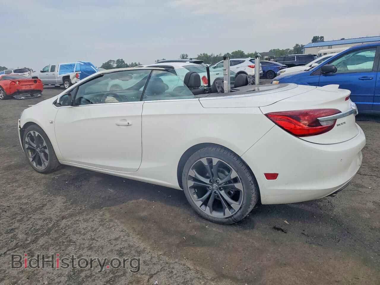 2016 BUICK CASCADA - VIN: W04WT3N59GG050821 - Photo 2