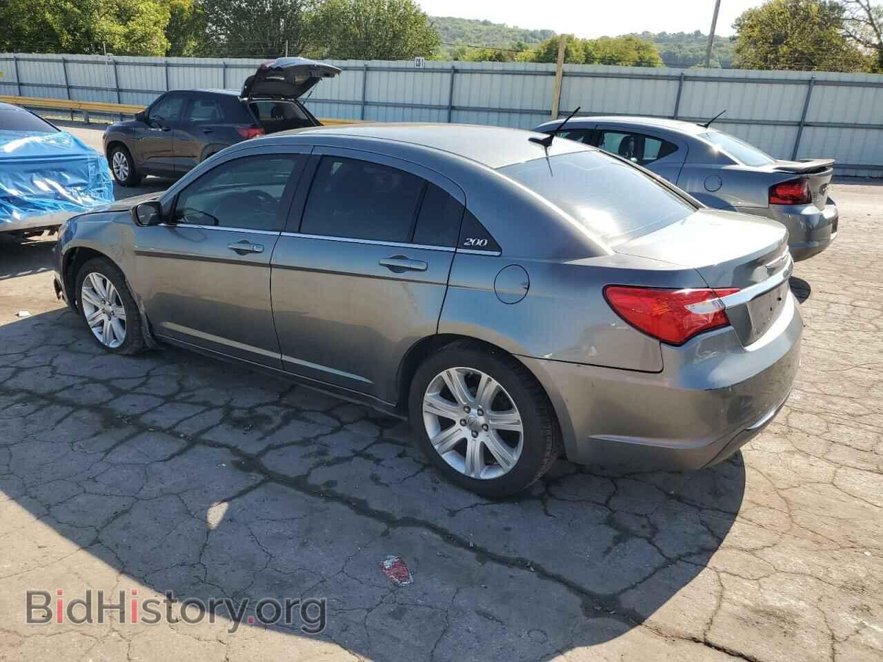 2013 CHRYSLER 200 - VIN: 1C3CCBBB3DN743599 - Фото 2