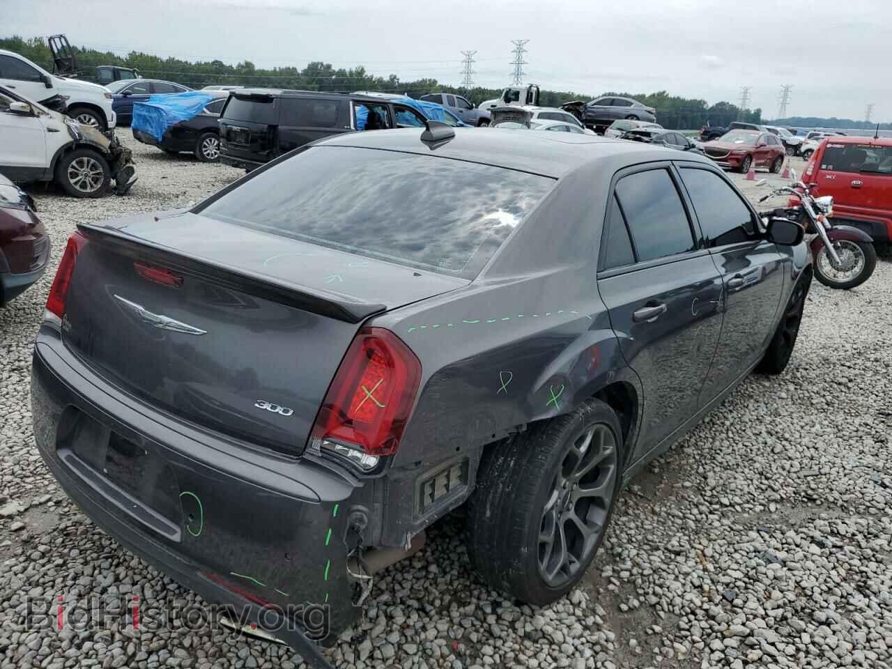 2018 CHRYSLER 300 - VIN: 2C3CCABT9JH308237 - Фото 3