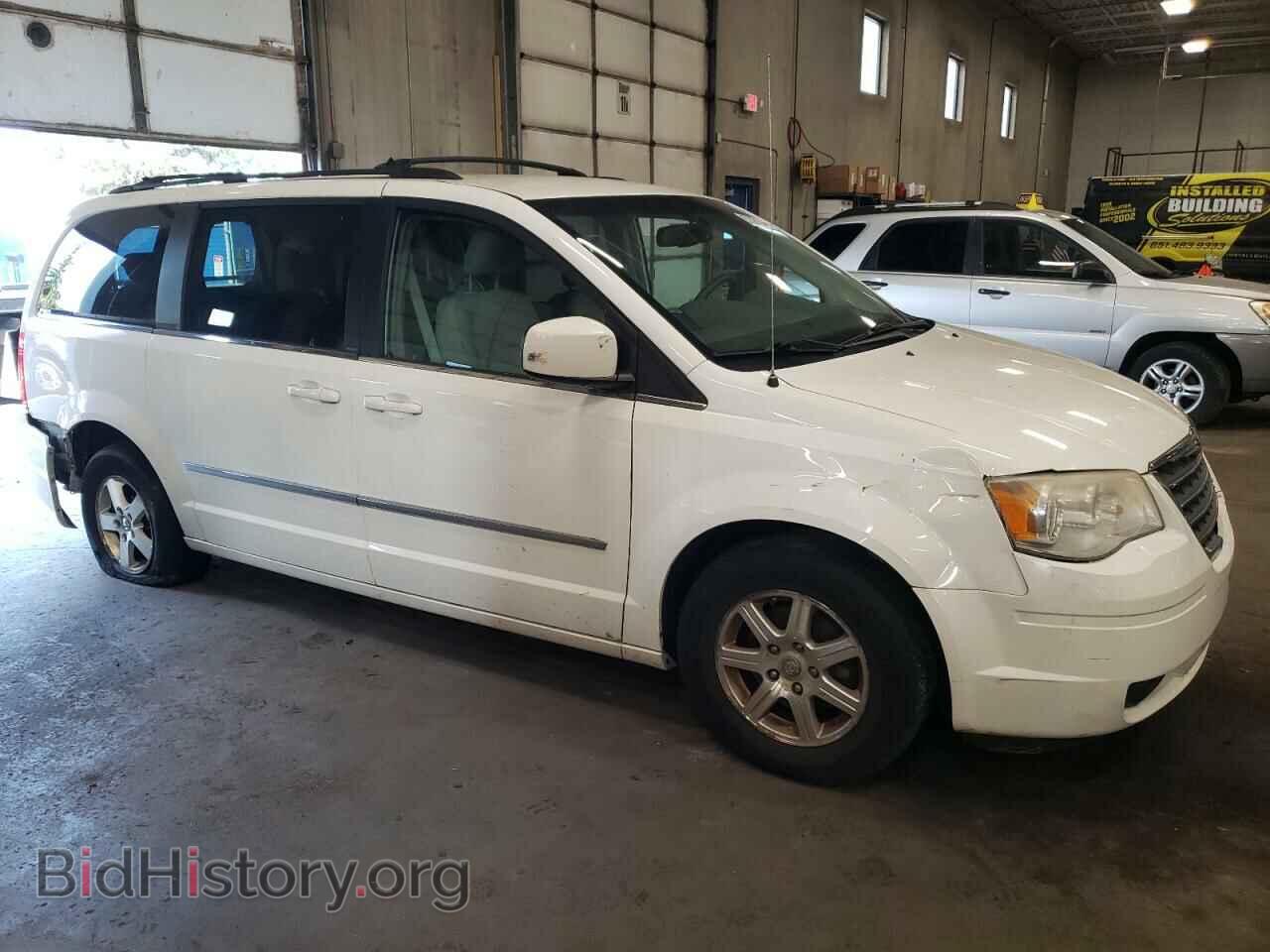 2009 CHRYSLER MINIVAN - VIN: 2A8HR54199R624710 - Фото 4