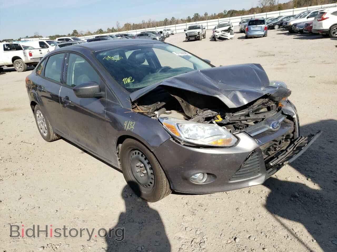 Photo 1FAHP3F28CL407792 - FORD FOCUS 2012
