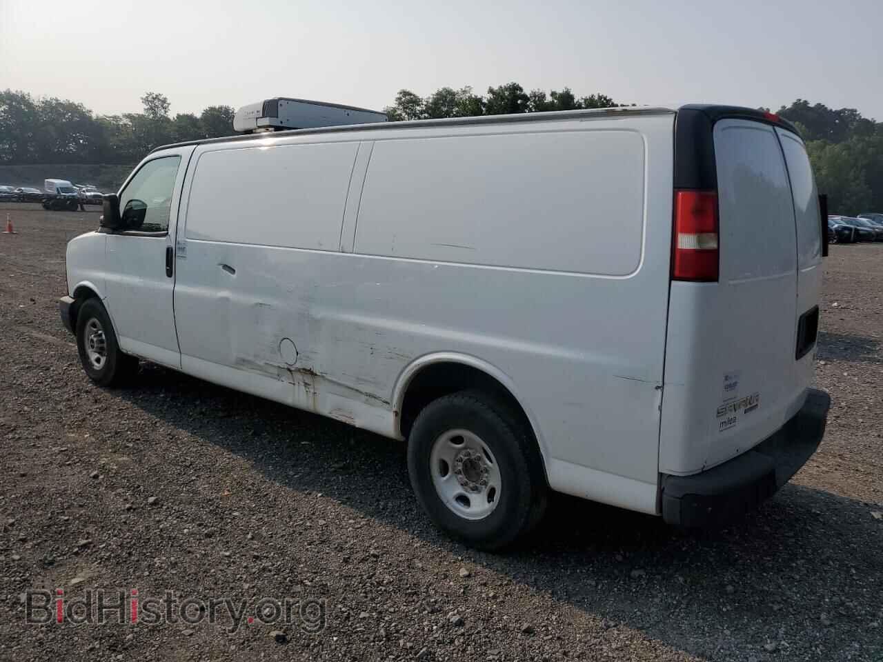 2013 GMC SAVANA - VIN: 1GTZ7UCG5D1137549 - Фото 2