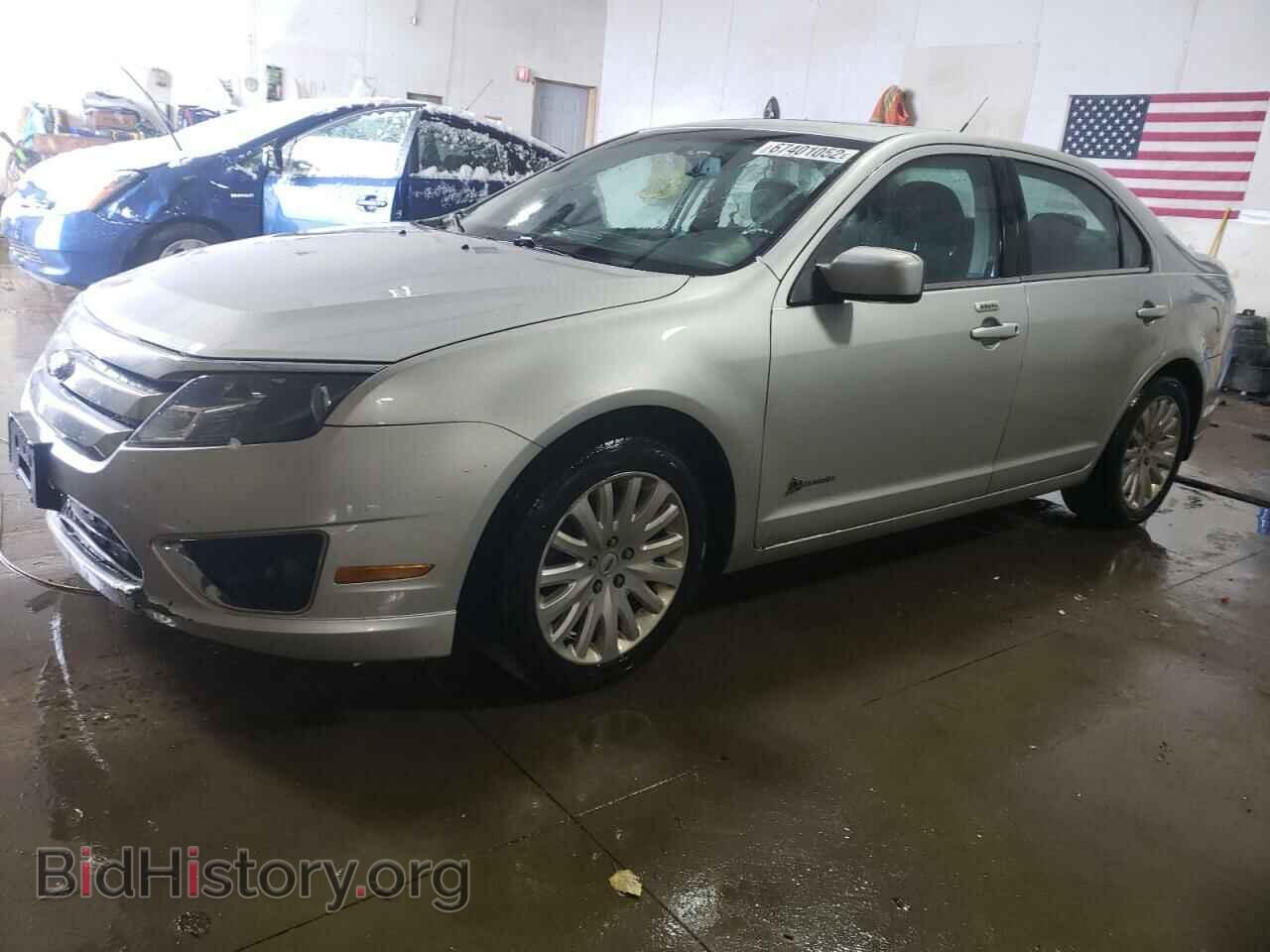 Photo 3FADP0L3XAR119099 - FORD FUSION 2010