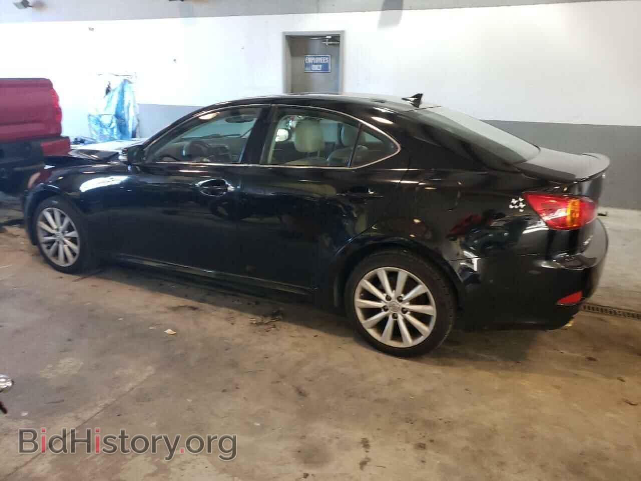 2010 LEXUS IS - VIN: JTHCF5C22A5038998 - Фото 2