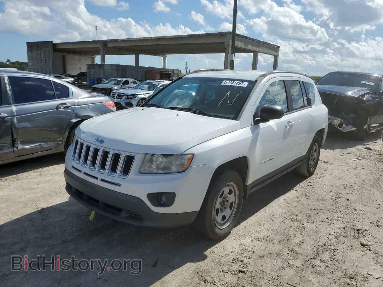 2012 JEEP COMPASS - VIN: 1C4NJCEB7CD623563 - Photo 2