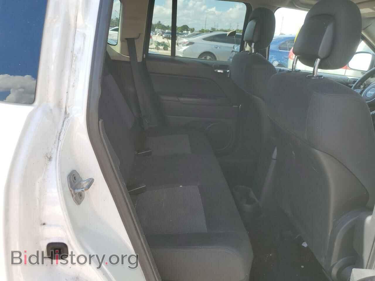 2012 JEEP COMPASS - VIN: 1C4NJCEB7CD623563 - Photo 6