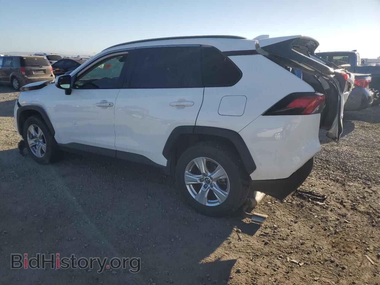 2019 TOYOTA RAV4 - VIN: JTMP1RFV8KD020446 - Фото 2