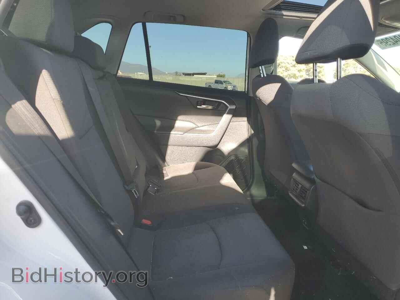 2019 TOYOTA RAV4 - VIN: JTMP1RFV8KD020446 - Фото 11