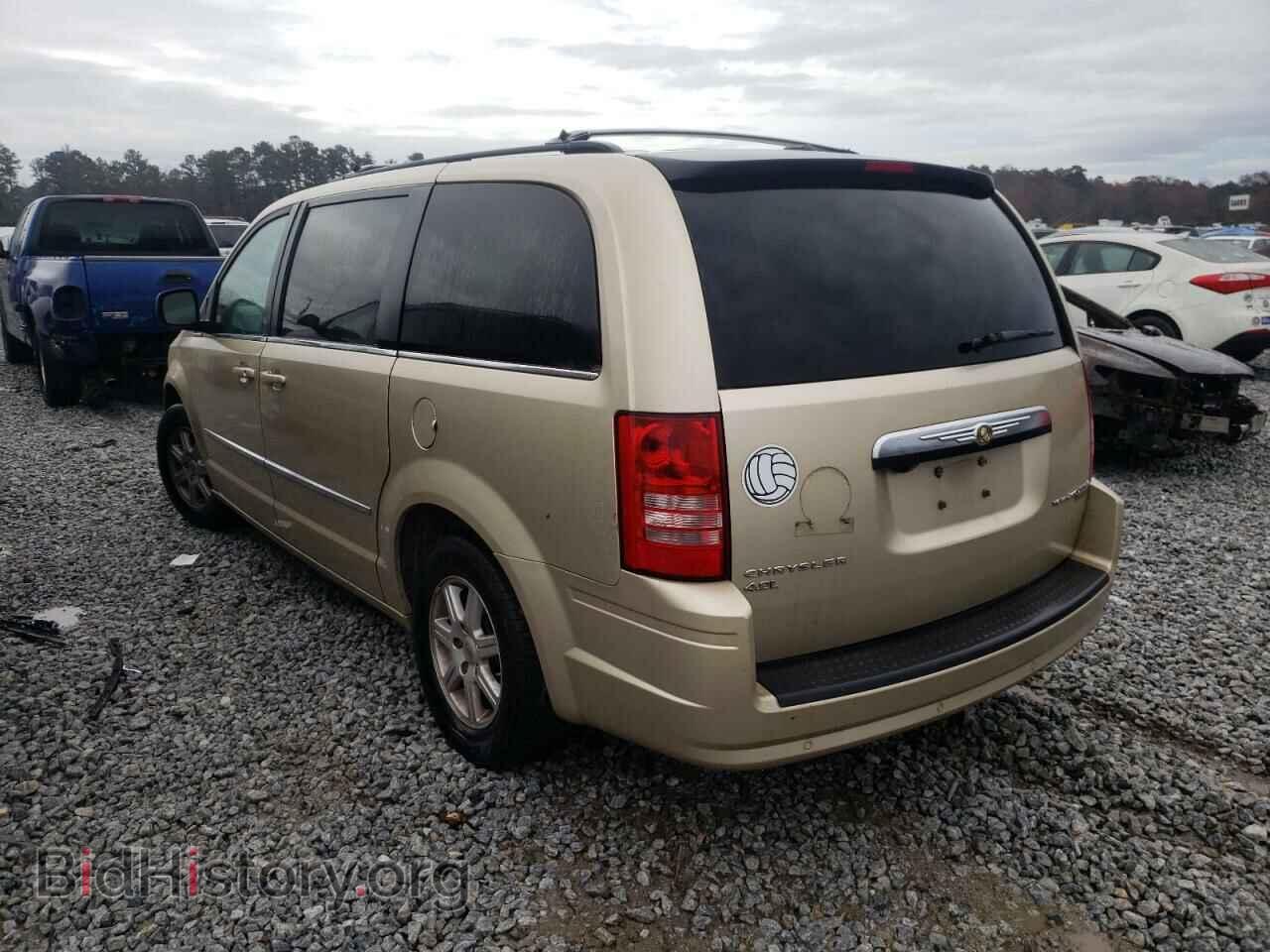2010 CHRYSLER MINIVAN - VIN: 2A4RR8DX1AR451636 - Фото 3