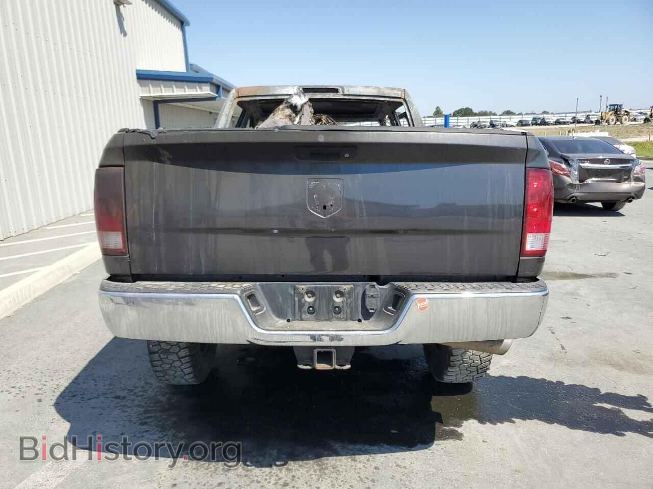 2018 RAM All Models - VIN: 3C6UR5CL5JG260621 - Photo 6