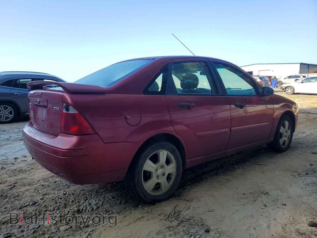 2005 FORD FOCUS - VIN: 1FAFP34N45W163712 - Photo 3