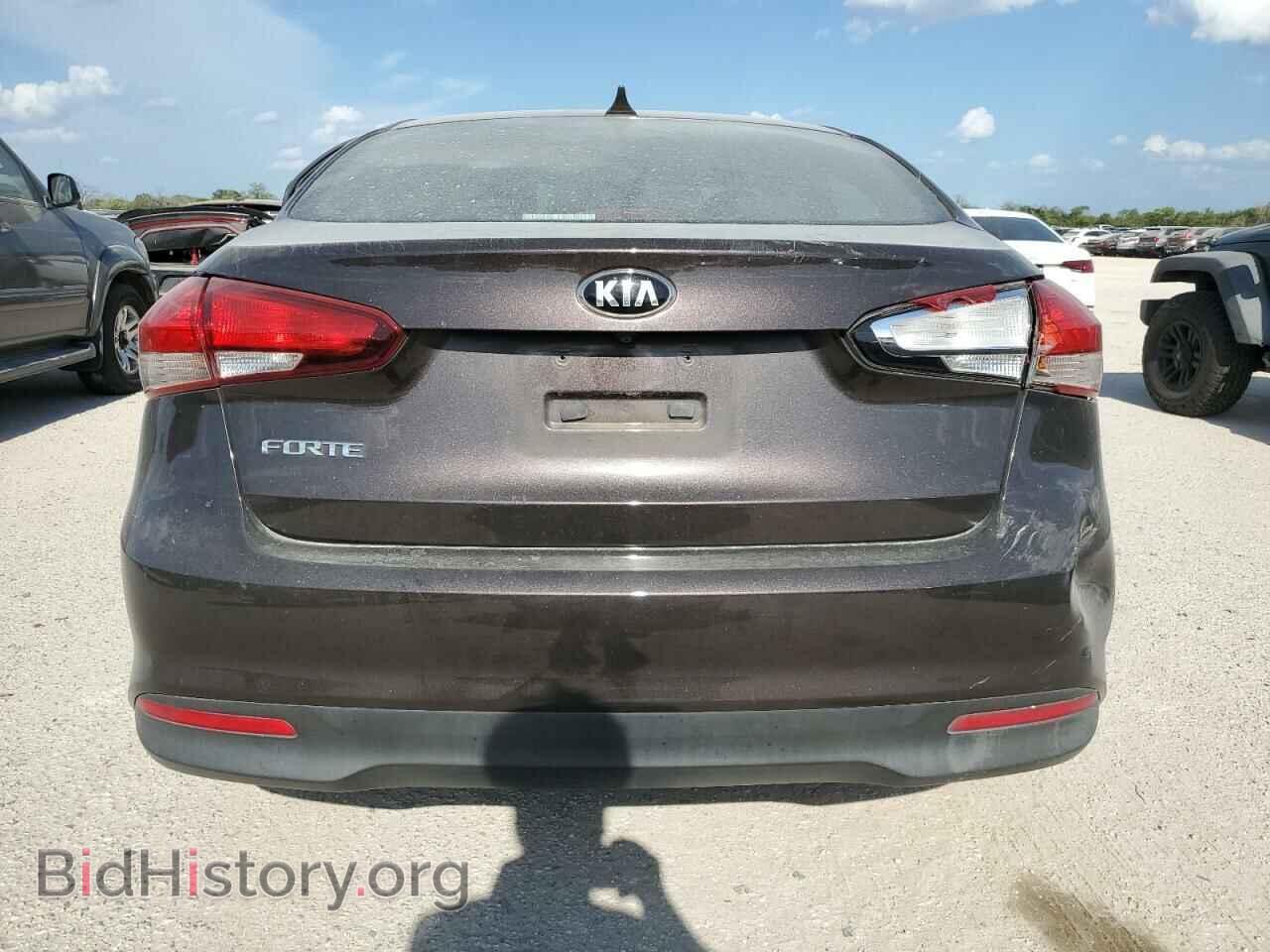 2017 KIA FORTE - VIN: 3KPFL4A77HE032483 - Фото 6