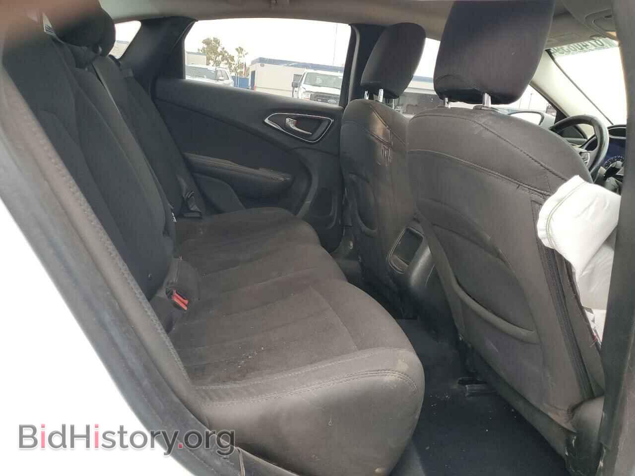 2015 CHRYSLER 200 - VIN: 1C3CCCAB9FN743861 - Фото 10