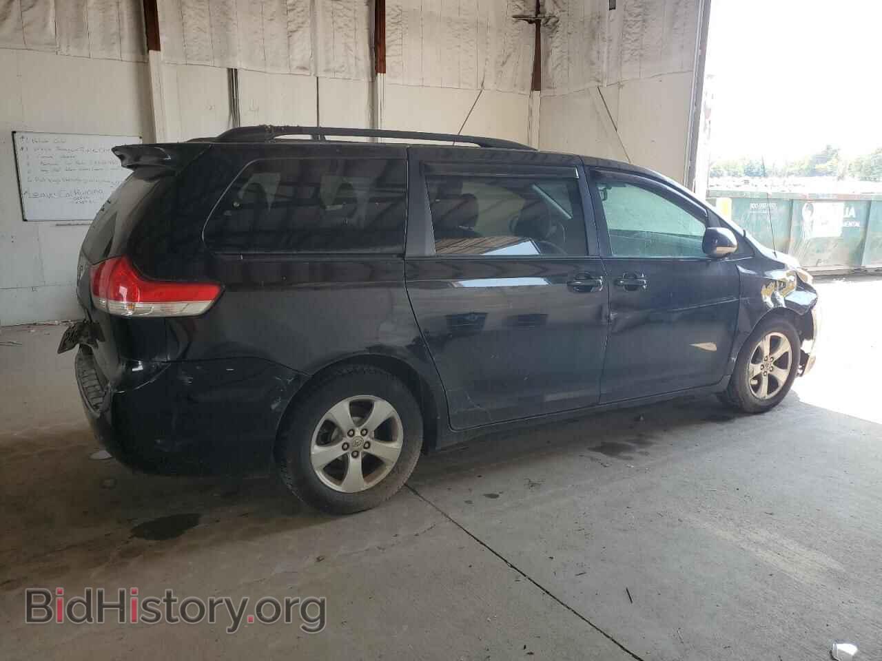 2011 TOYOTA All Models - VIN: 5TDKK3DC2BS136056 - Фото 3