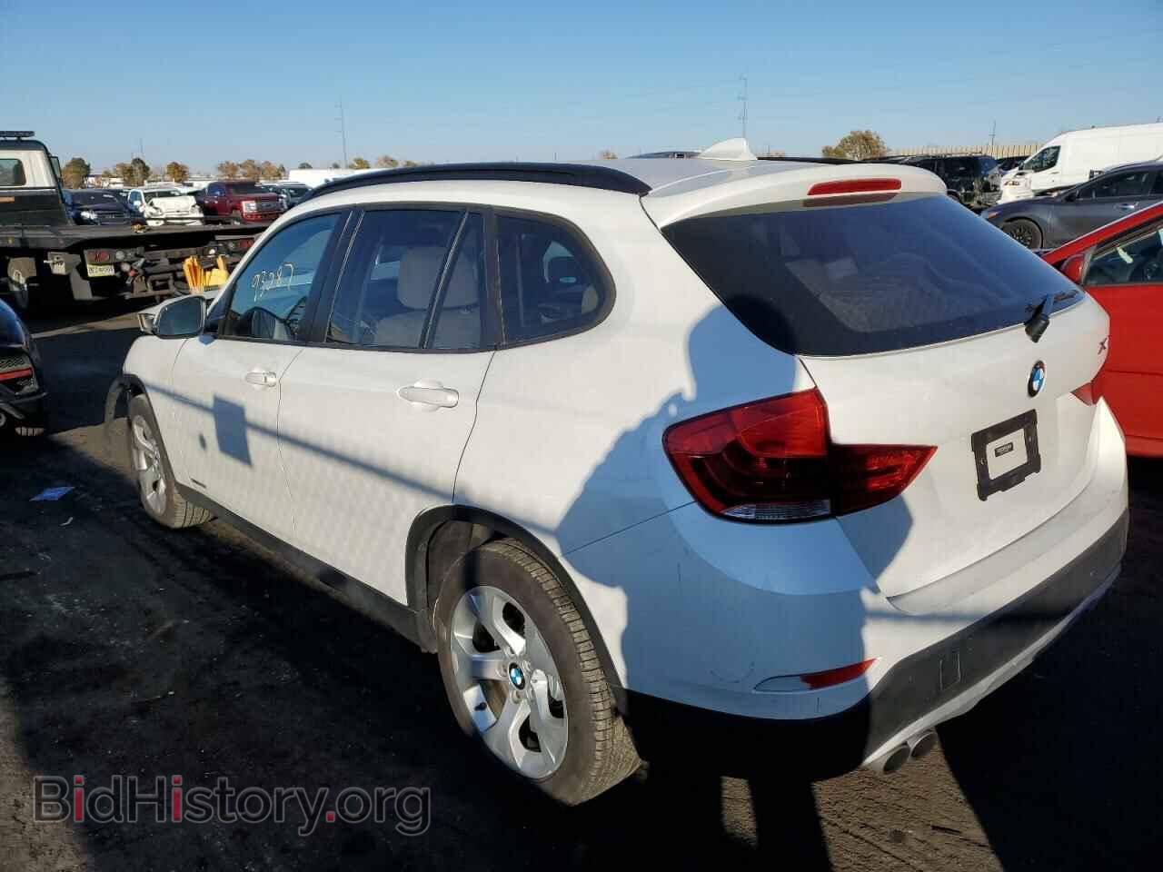 2013 BMW X1 - VIN: WBAVM1C56DVW43272 - Фото 3